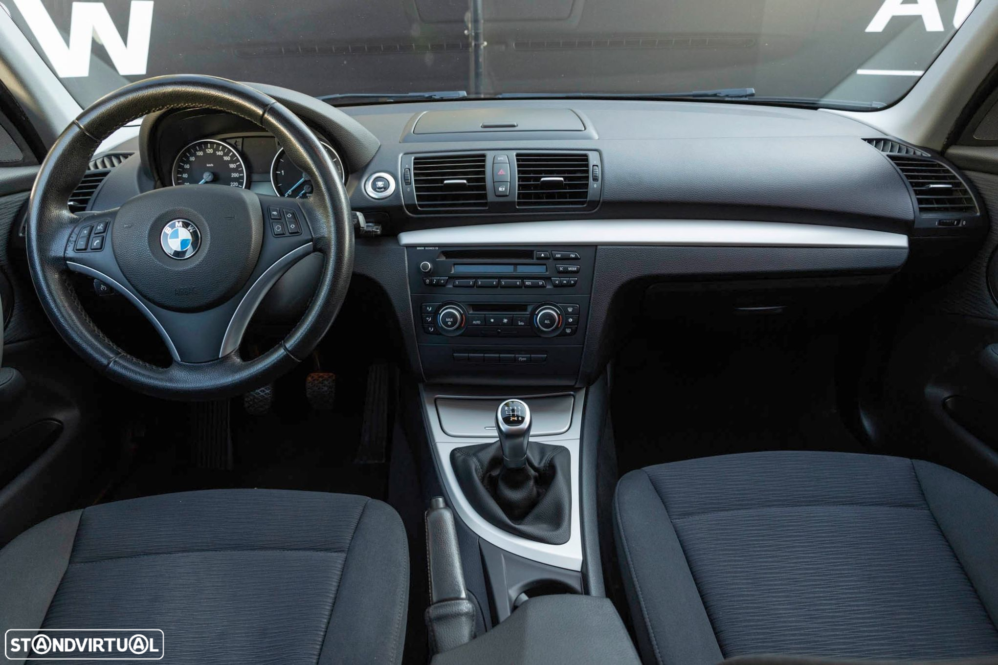 BMW 118 d Pack M - 22