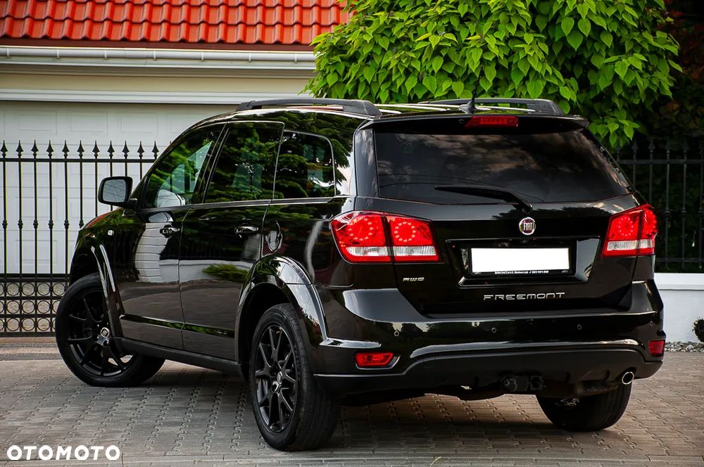 Fiat Freemont 2.0 Multijet 16V DPF Automatik Allrad Black Code - 17