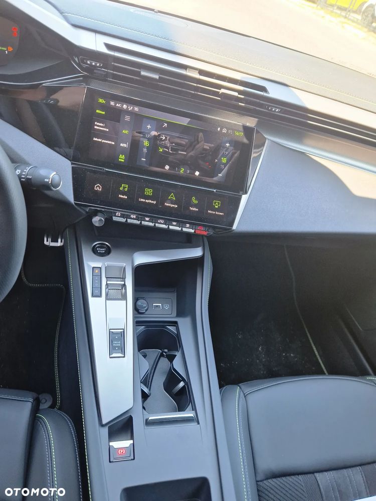 Peugeot 408 1.2 PureTech mHEV GT S&S e-DSC6 - 11