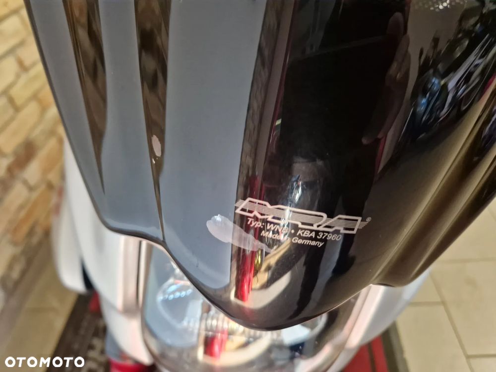 Kawasaki ER - 17