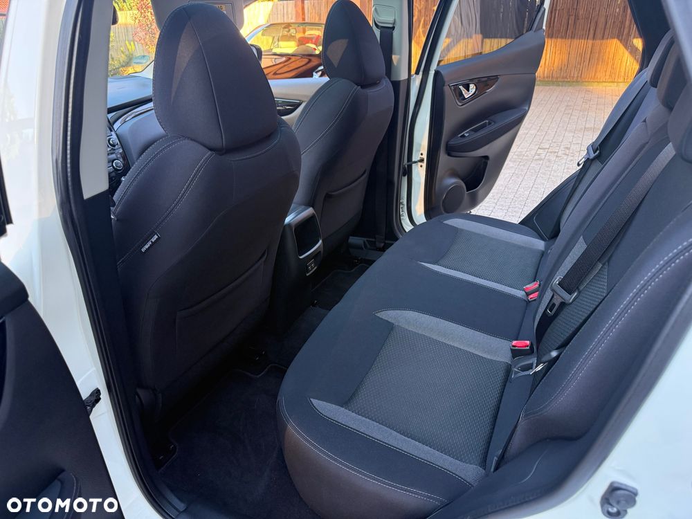 Nissan Qashqai 1.3 DIG-T Acenta DCT - 7