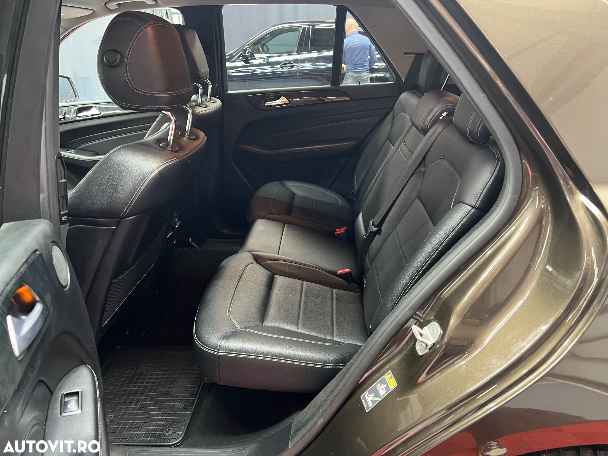 Mercedes-Benz ML 350 BlueTec 4MATIC Aut - 12