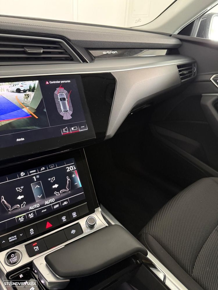 Audi Q8 e-Tron 55 quattro Advanced - 10