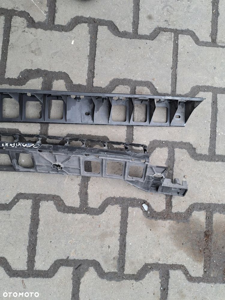 Skoda Octavia III ślizg zderzaka tył 5E5807864 kompletny - 4
