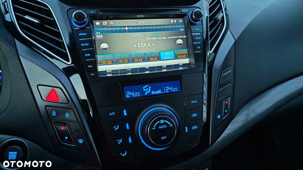 Hyundai i40 Kombi blue 1.6 Family+ - 37