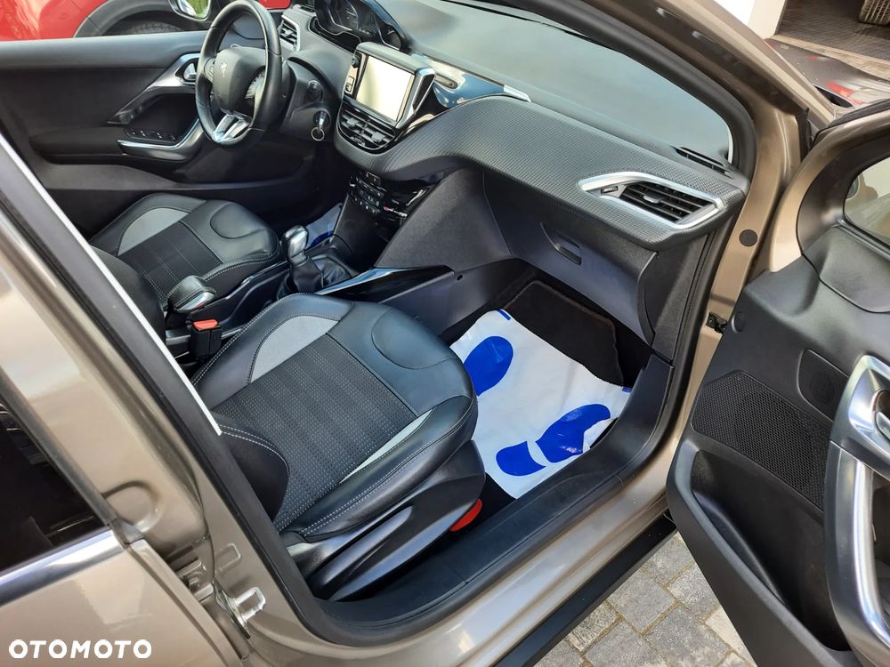 Peugeot 2008 PureTech 110 Style - 13