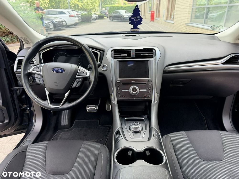 Ford Mondeo - 24