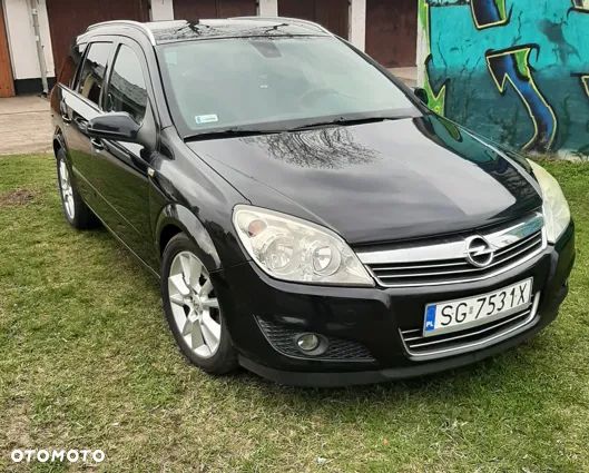 Opel Astra 1.6 Turbo Cosmo - 2