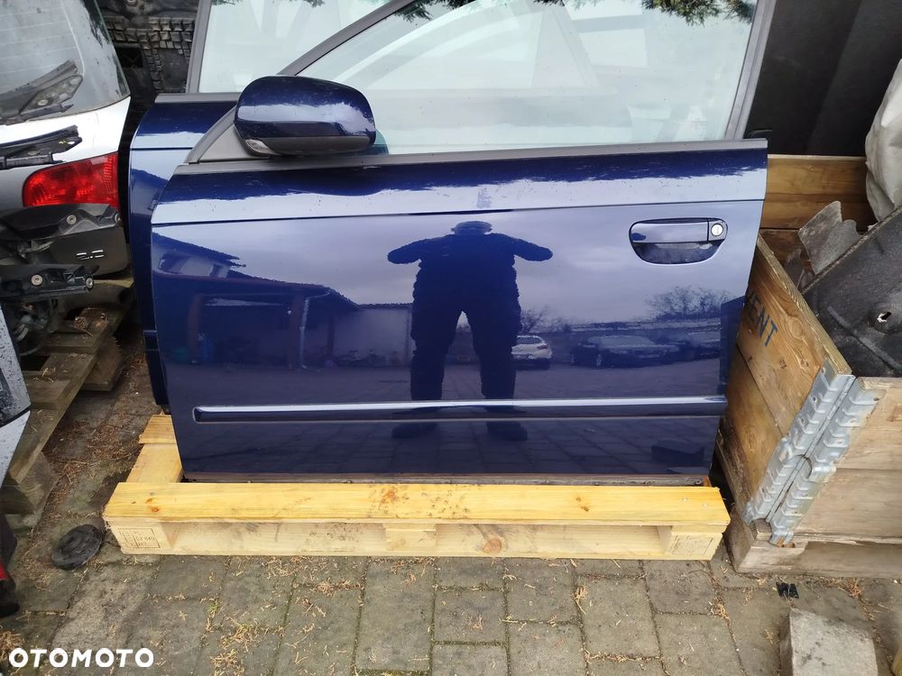 AUDI A4 B7 wszystkie  części drzwi prawe tylne LZ5A - 13