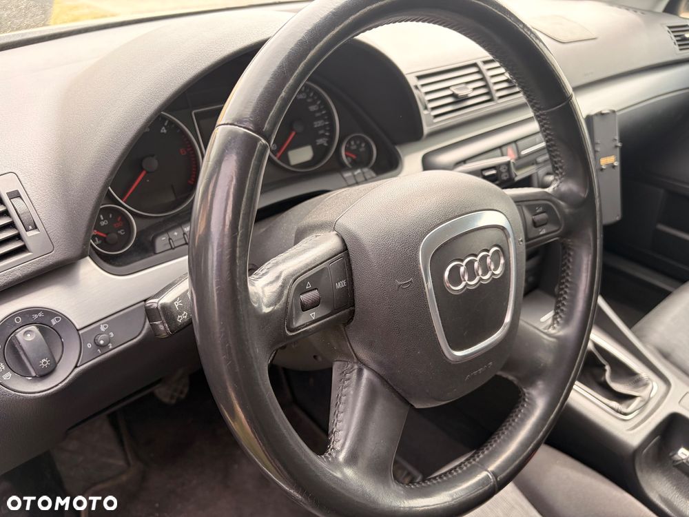 Audi A4 Avant 2.0 TDI DPF - 17