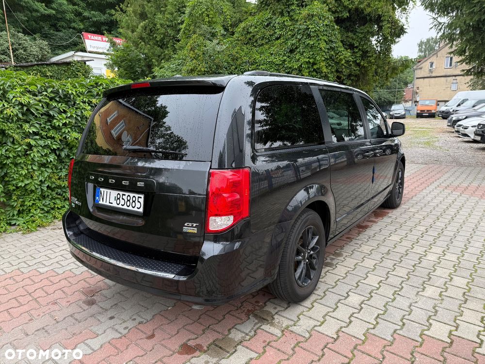 Dodge Grand Caravan 3.6 Express - 8