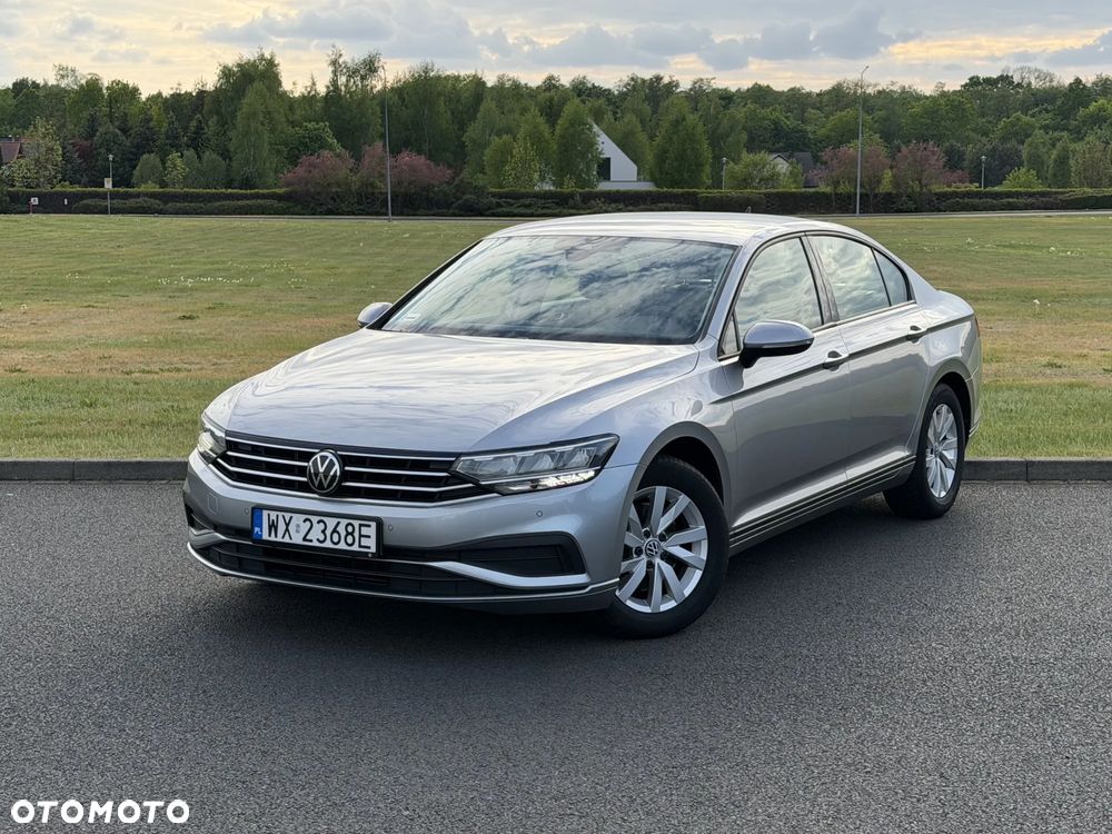 Volkswagen Passat 1.5 TSI EVO Business - 1