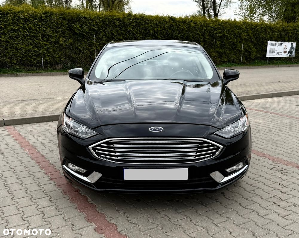Ford Fusion - 11