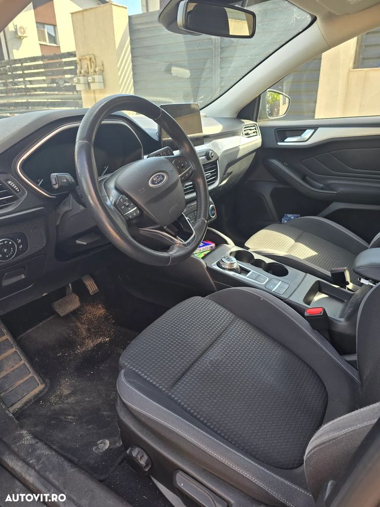 Ford Focus 1.5 EcoBlue Start-Stopp-System Aut. TITANIUM - 6