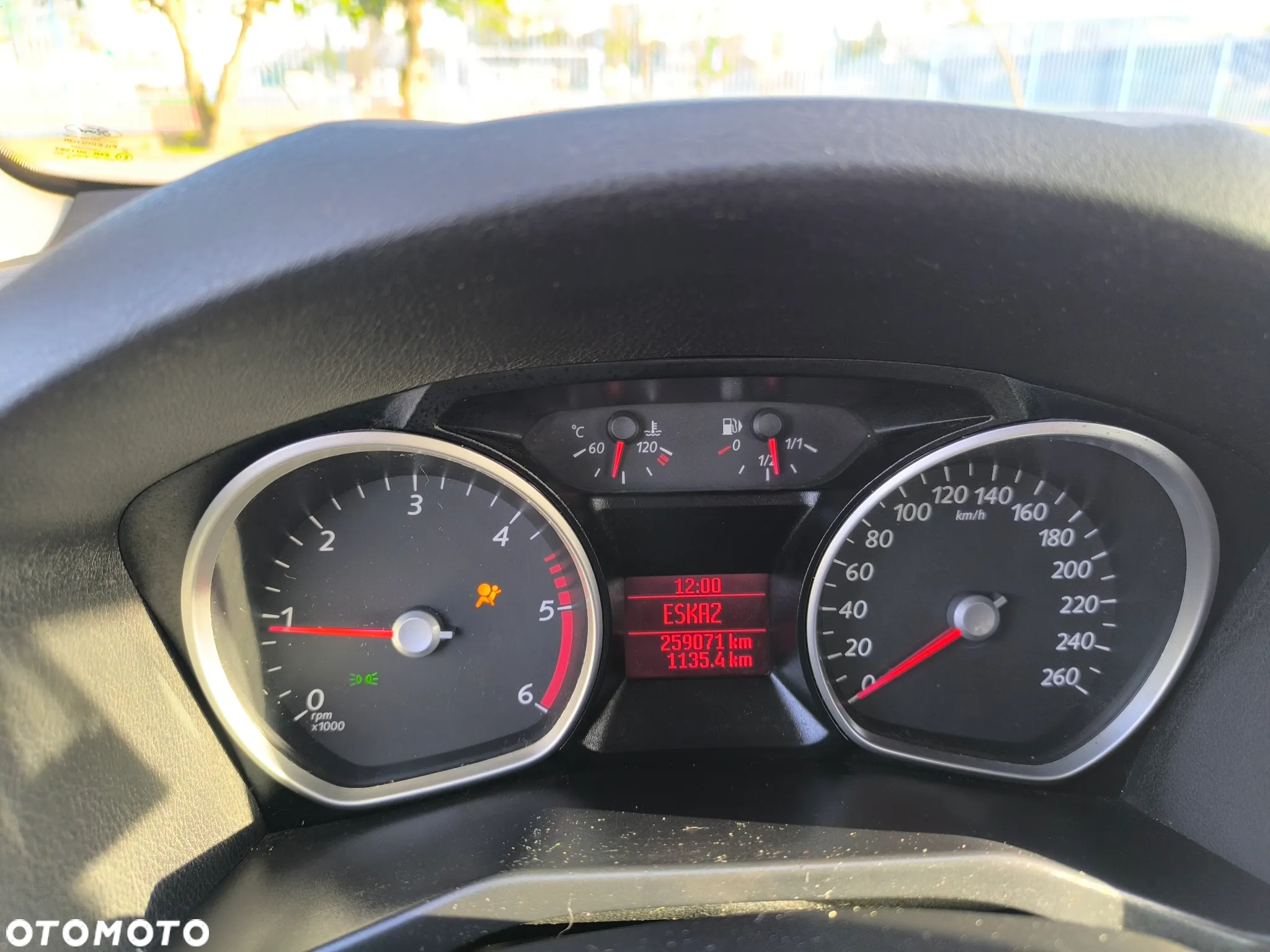 Ford Mondeo 1.8 TDCi Ambiente - 24