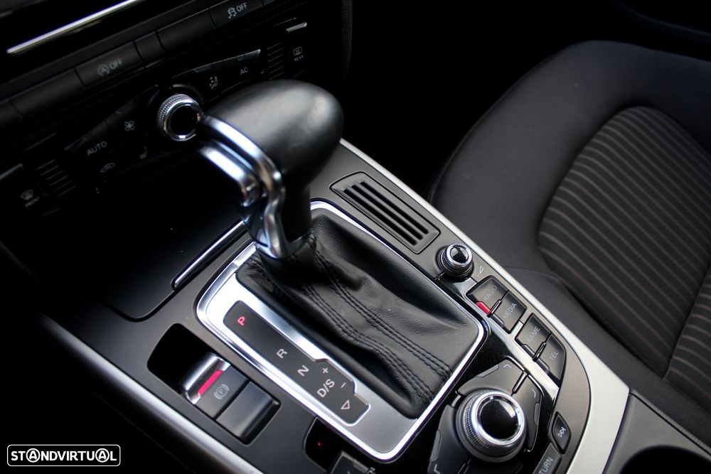 Audi A4 Avant 2.0 TDI DPF multitronic Ambiente - 12