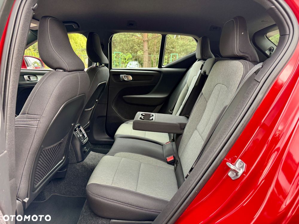 Volvo XC 40 T5 Plug-In Hybrid Momentum Pro - 15