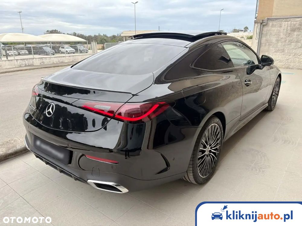Mercedes-Benz CLE 200 mHEV 4-Matic AMG Line - 6