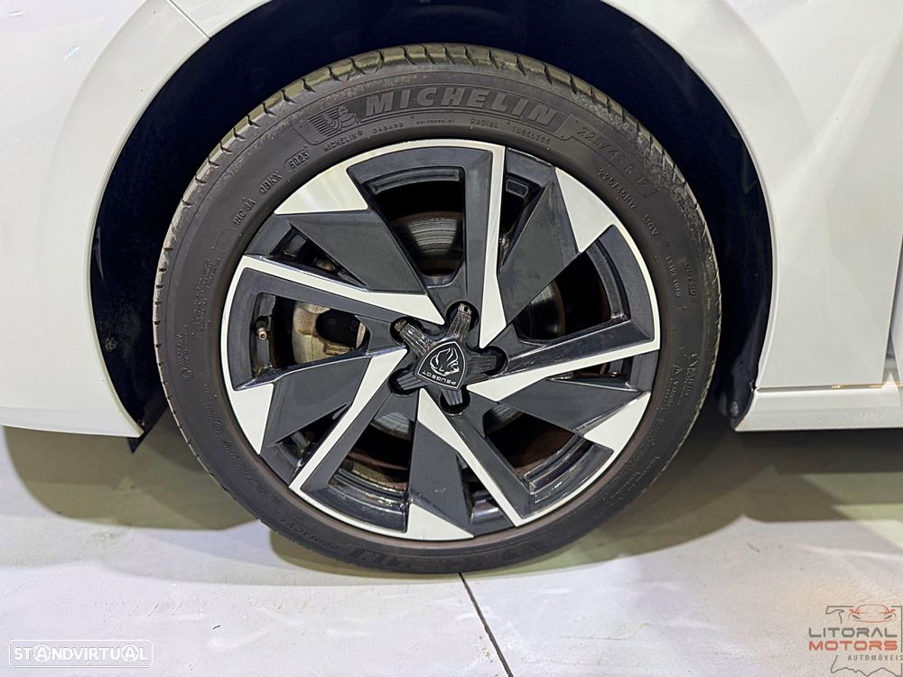 Peugeot 308 SW 1.2 PureTech Allure Pack EAT8 - 12