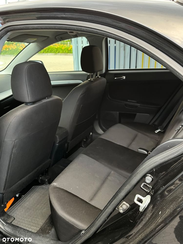 Mitsubishi Lancer 1.8 Intense - 4