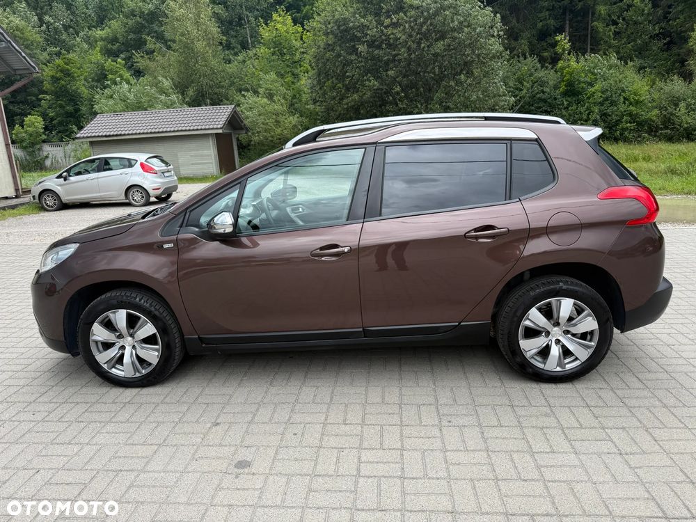 Peugeot 2008 1.6 e-HDi Allure S&S - 8