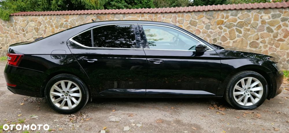 Skoda Superb 1.6 TDI Style DSG - 10