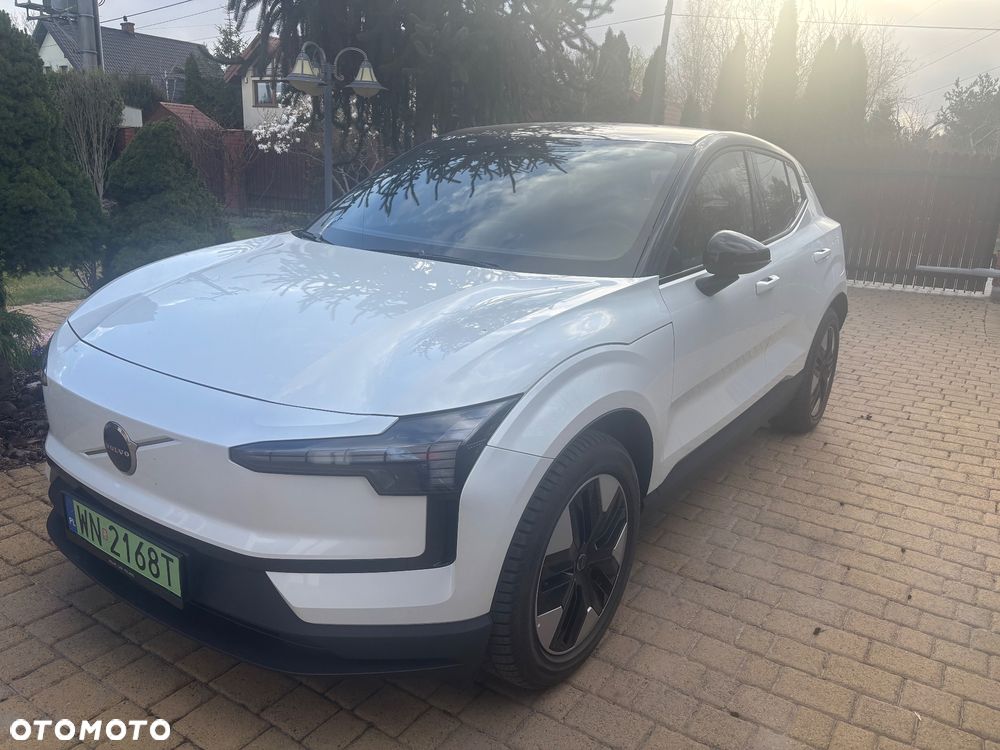 Volvo EX30 51kWh Single Motor Plus - 1
