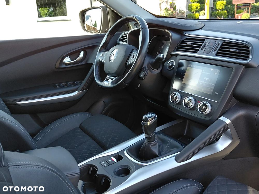 Renault Kadjar 1.3 TCe FAP Black Edition - 28