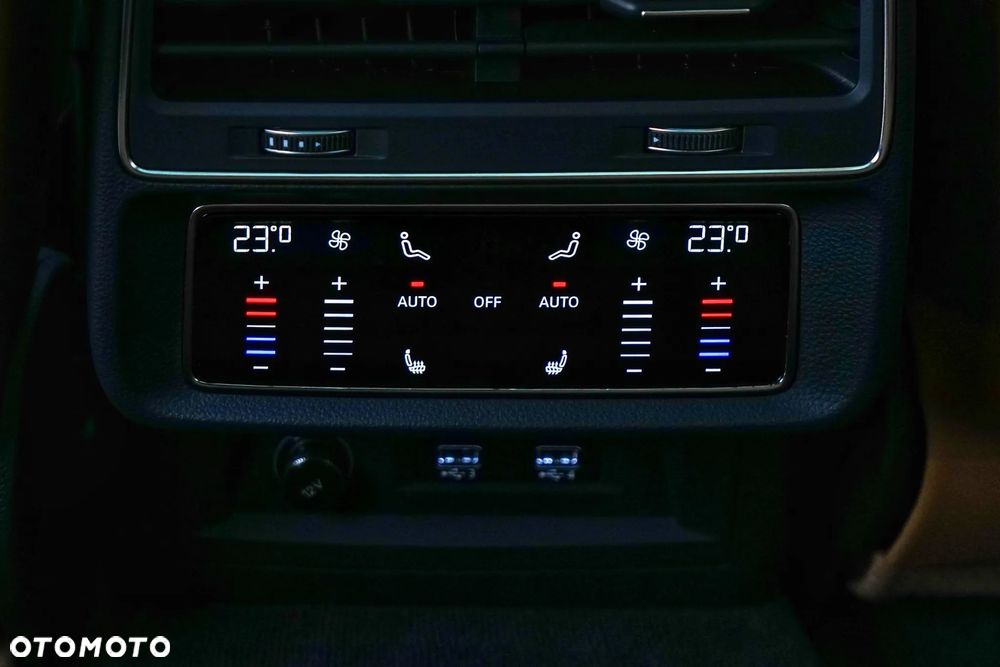 Audi Q8 SUV TFSI quattro 250 kW tiptronic S line business - 20