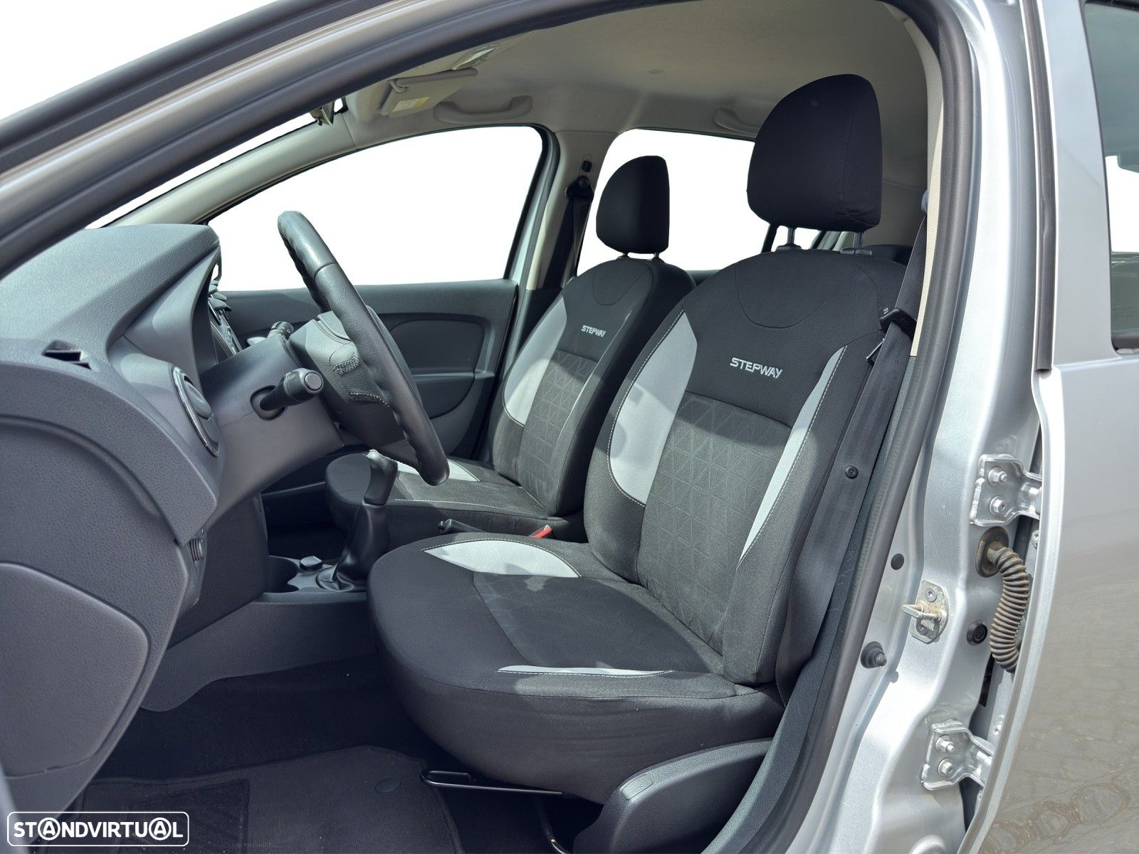 Dacia Sandero 0.9 TCe Stepway - 11