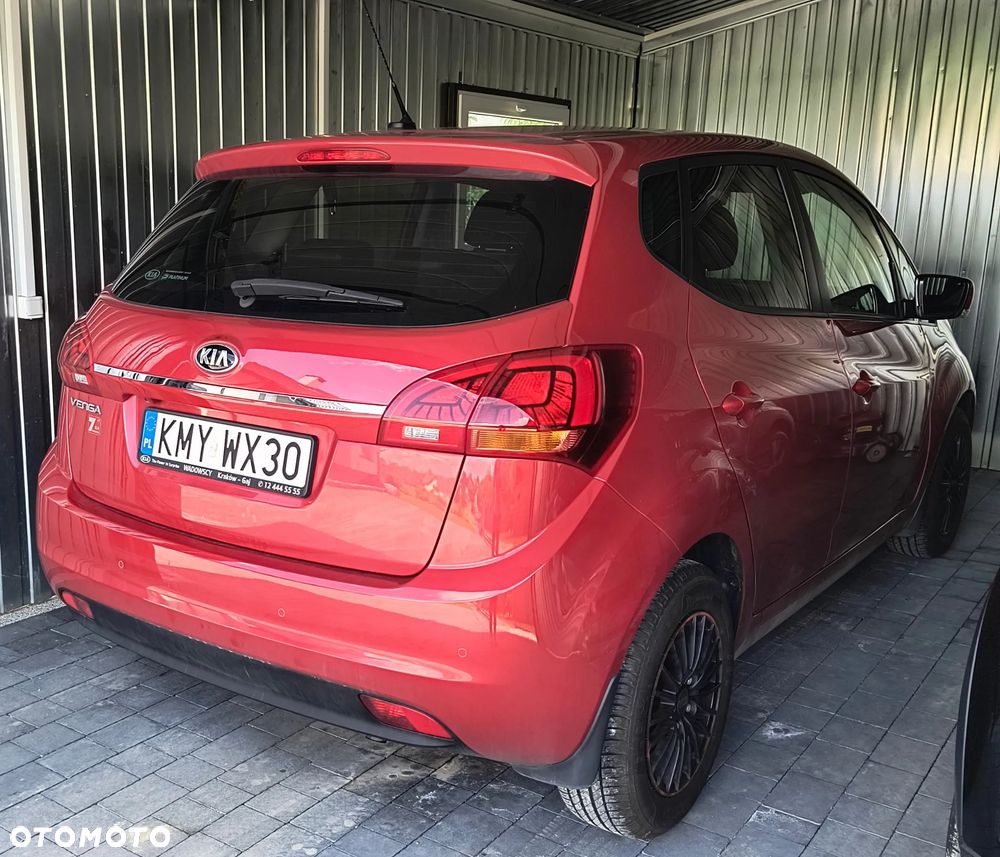 Kia Venga 1.4 Business Line - 3