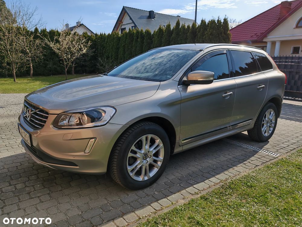 Volvo XC 60 D4 AWD Summum - 1