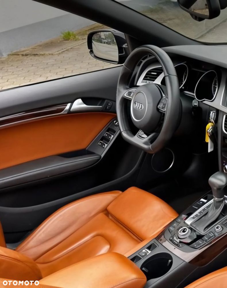 Audi A5 Cabrio - 10