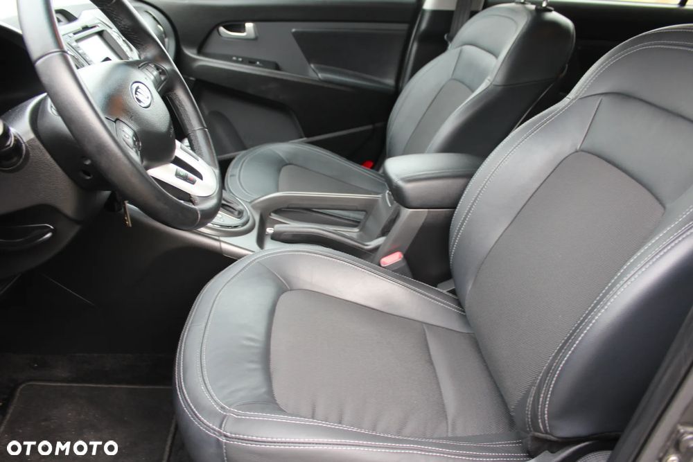 Kia Sportage 2.0 CVVT 2WD Automatik Spirit - 12