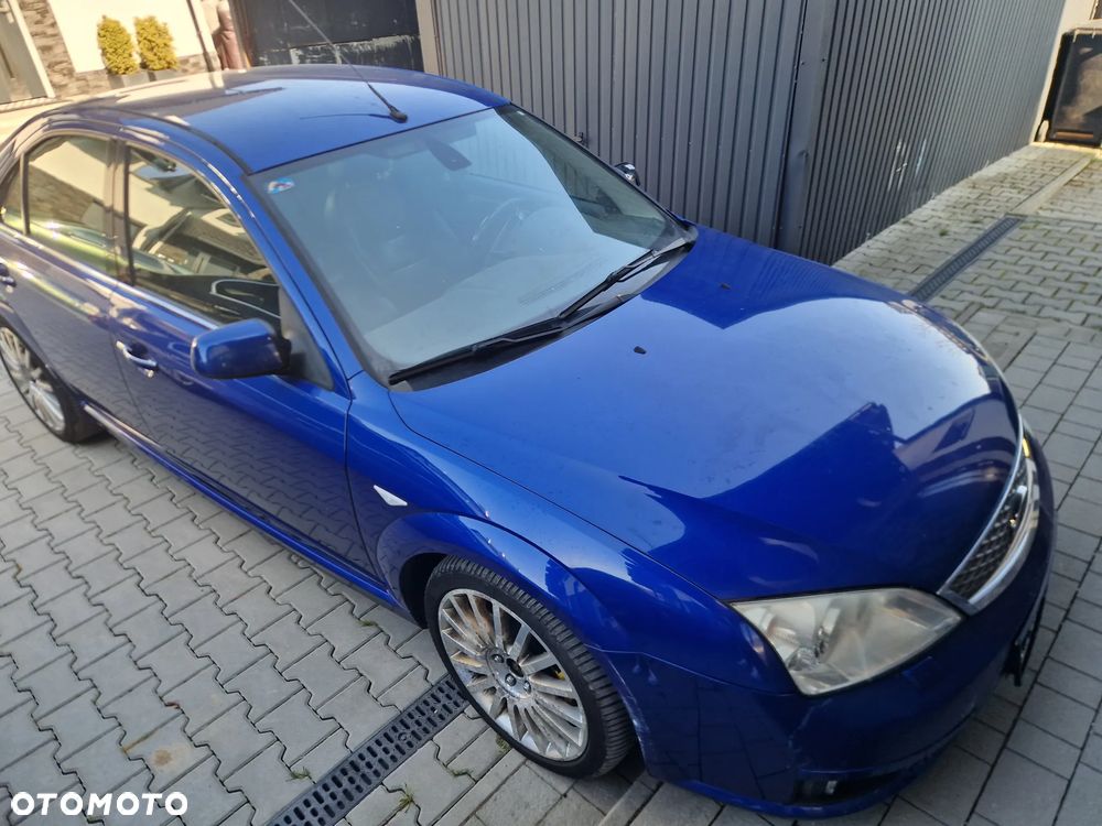 Ford Mondeo 3.0 V6 ST 220 - 10