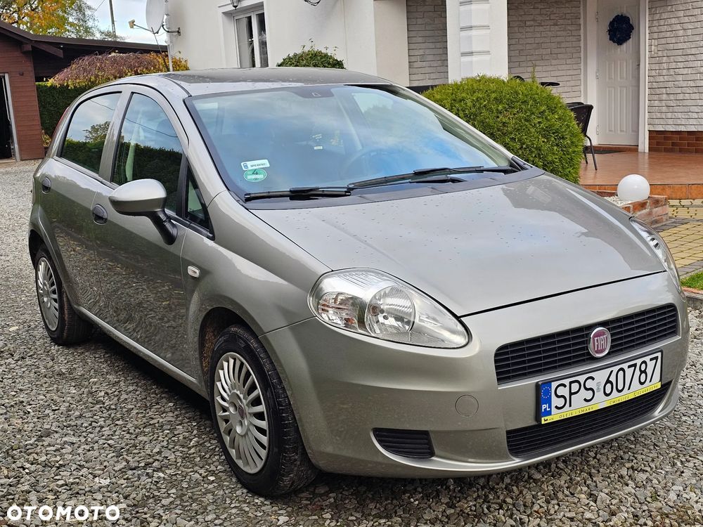 Fiat Grande Punto 1.4 8V - 11