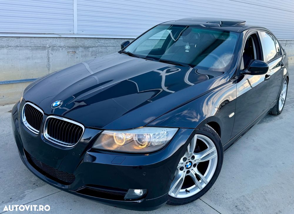 BMW Seria 3 320d DPF Aut. Edition Sport - 33