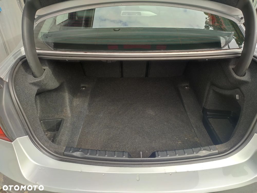 BMW Seria 3 320d - 5