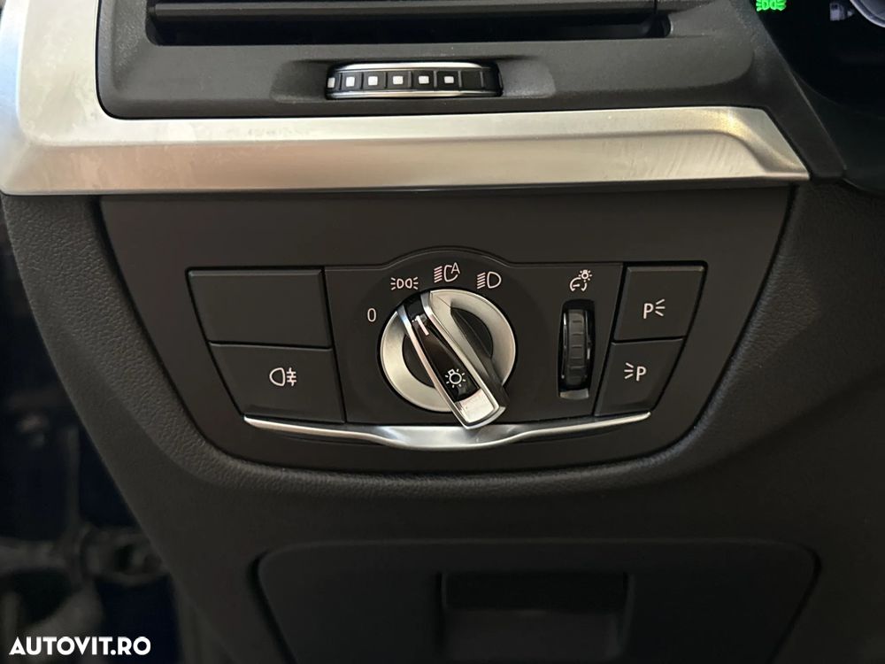 BMW X3 xDrive30e AT PHEV - 16