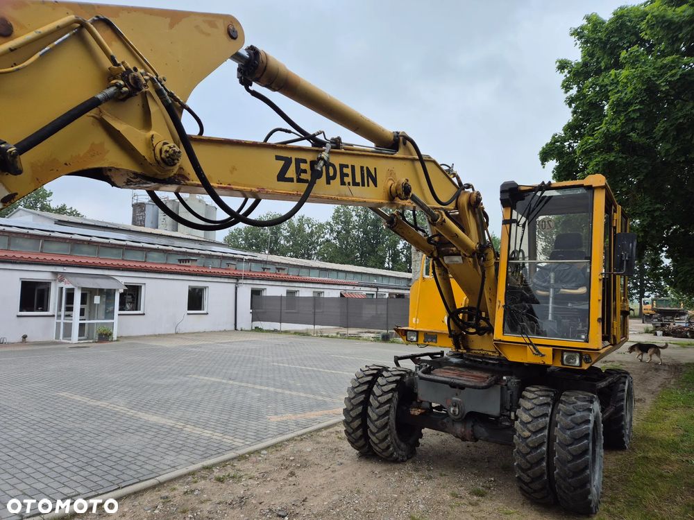 Zeppelin ZM15 - 1