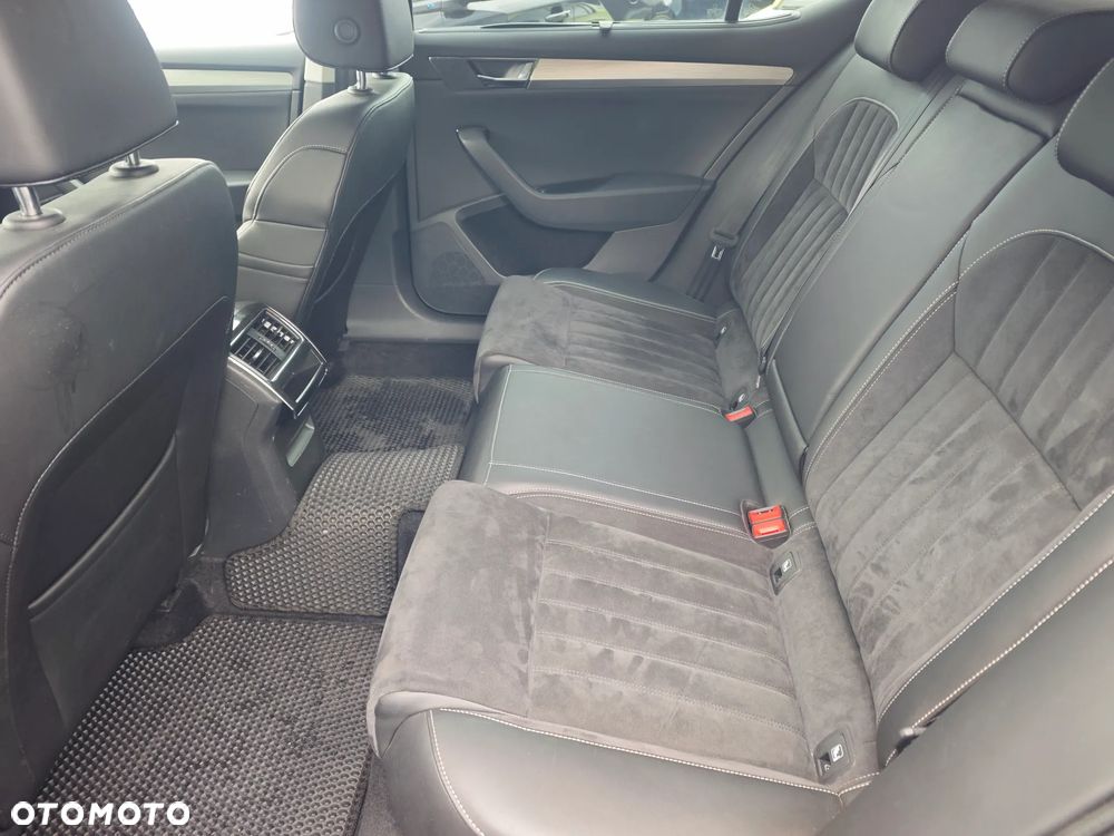 Skoda Superb 2.0 TDI SCR 4x4 Ambition DSG - 30