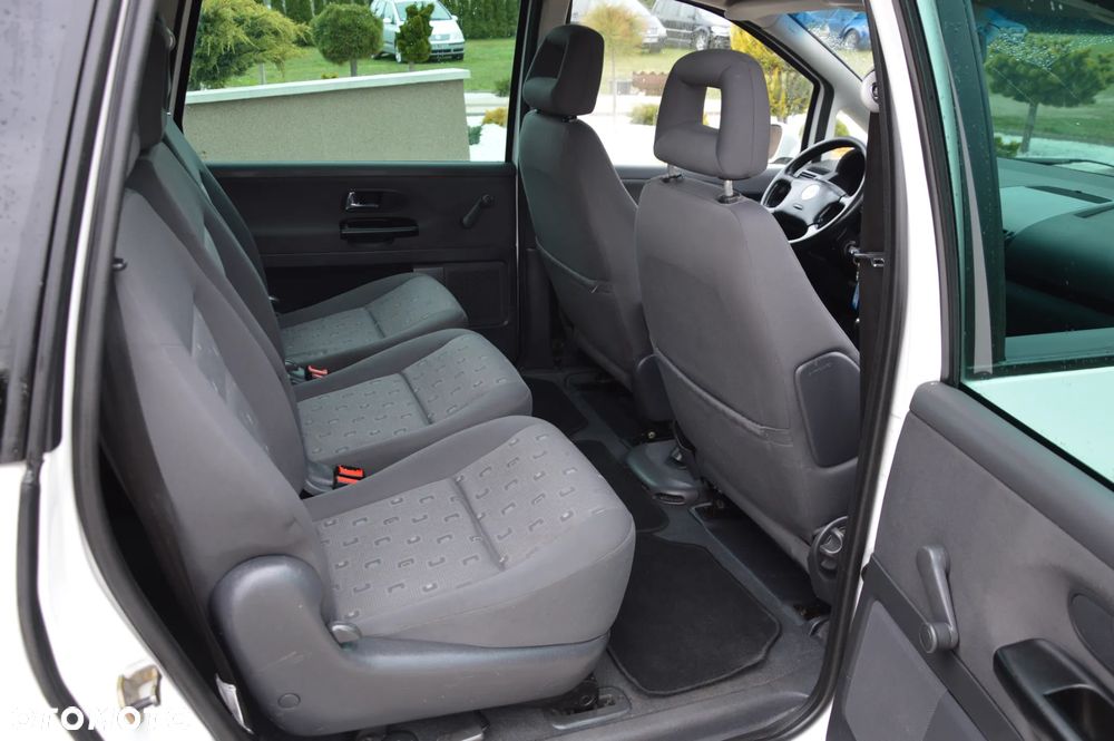 Volkswagen Sharan 1.9 TDI Trendline - 30