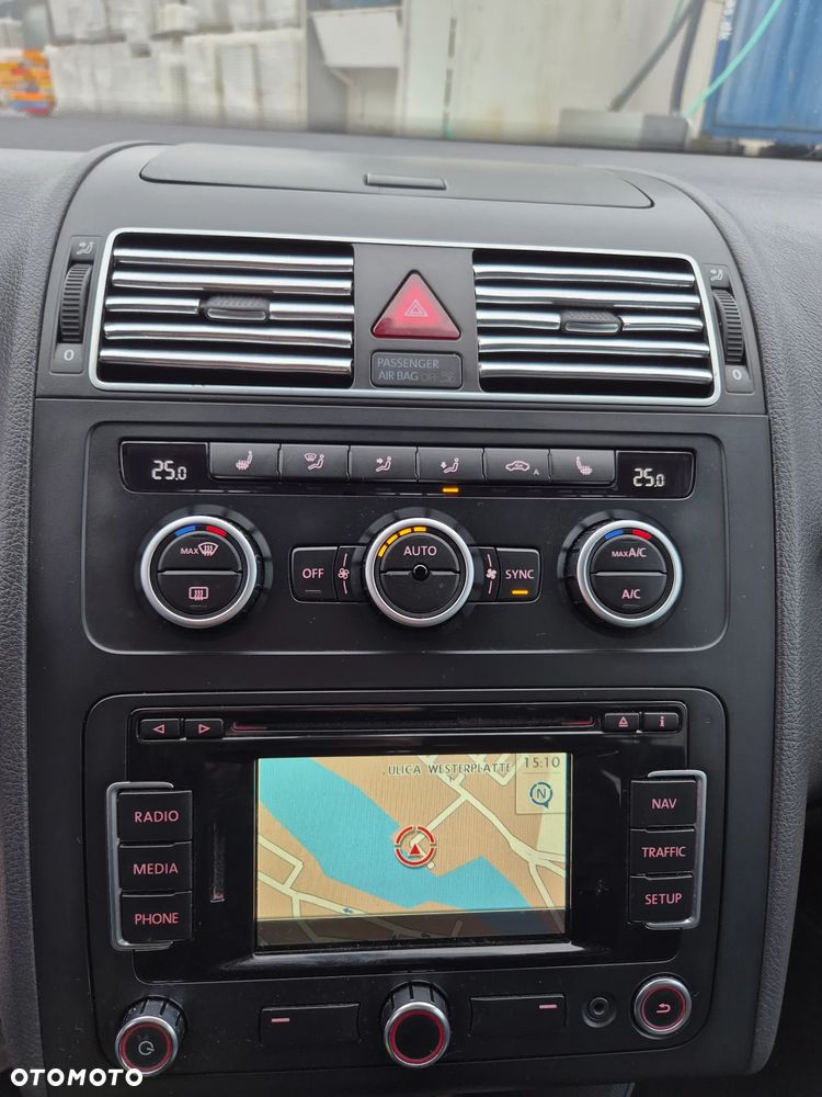 Volkswagen Touran - 7