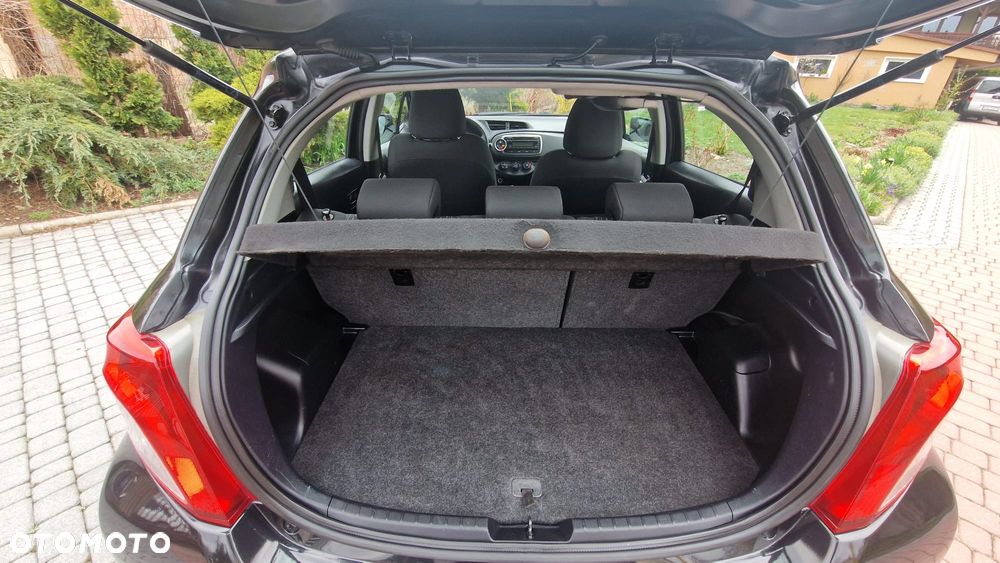 Toyota Yaris 1.4 D-4D - 11