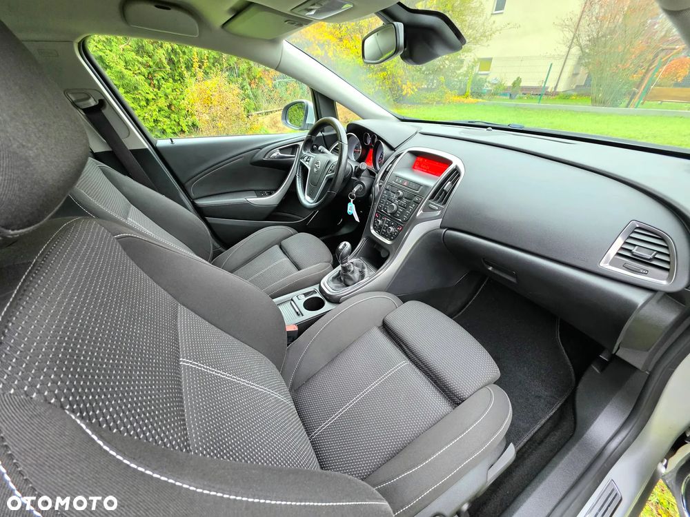 Opel Astra 1.4 Turbo Innovation - 9