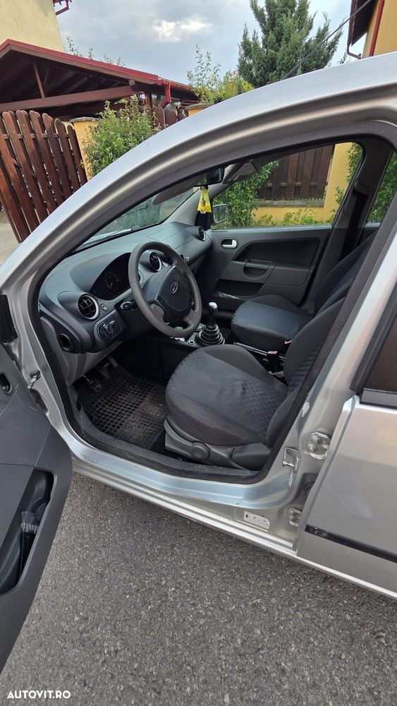 Ford Fiesta 1.4i Trend - 6