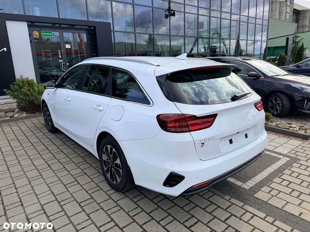 Kia Ceed 1.5 T-GDI M - 5