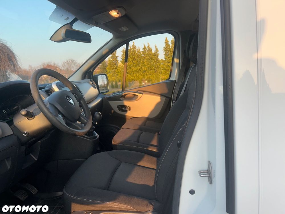 Renault Trafic - 6