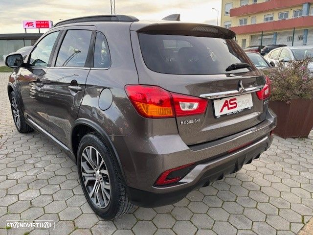 Mitsubishi ASX 1.6 DI-D Instyle Connect Edition - 30