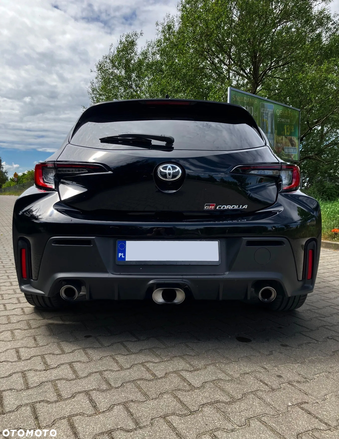 Toyota Corolla - 10